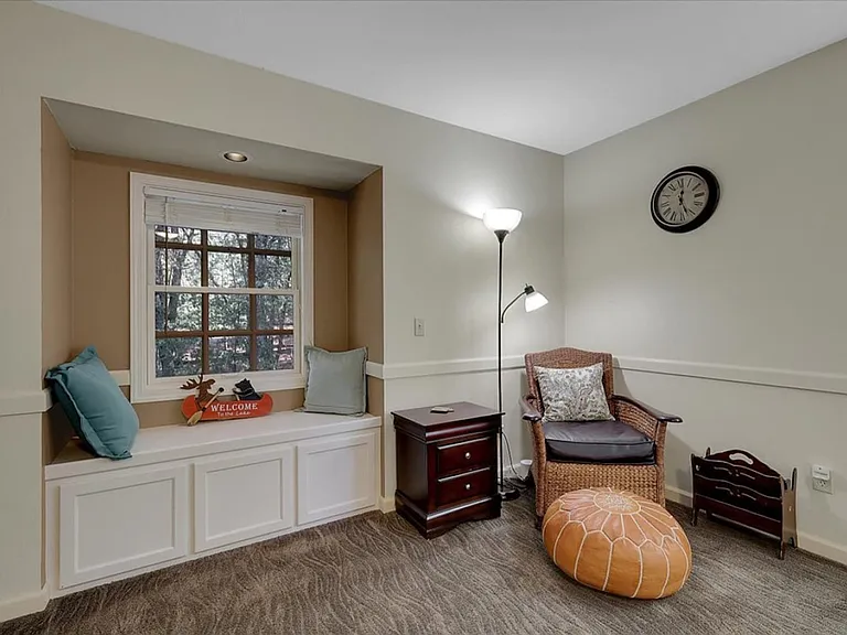 Reading Area