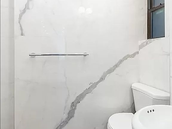 4th image of 244 W 22nd St #1