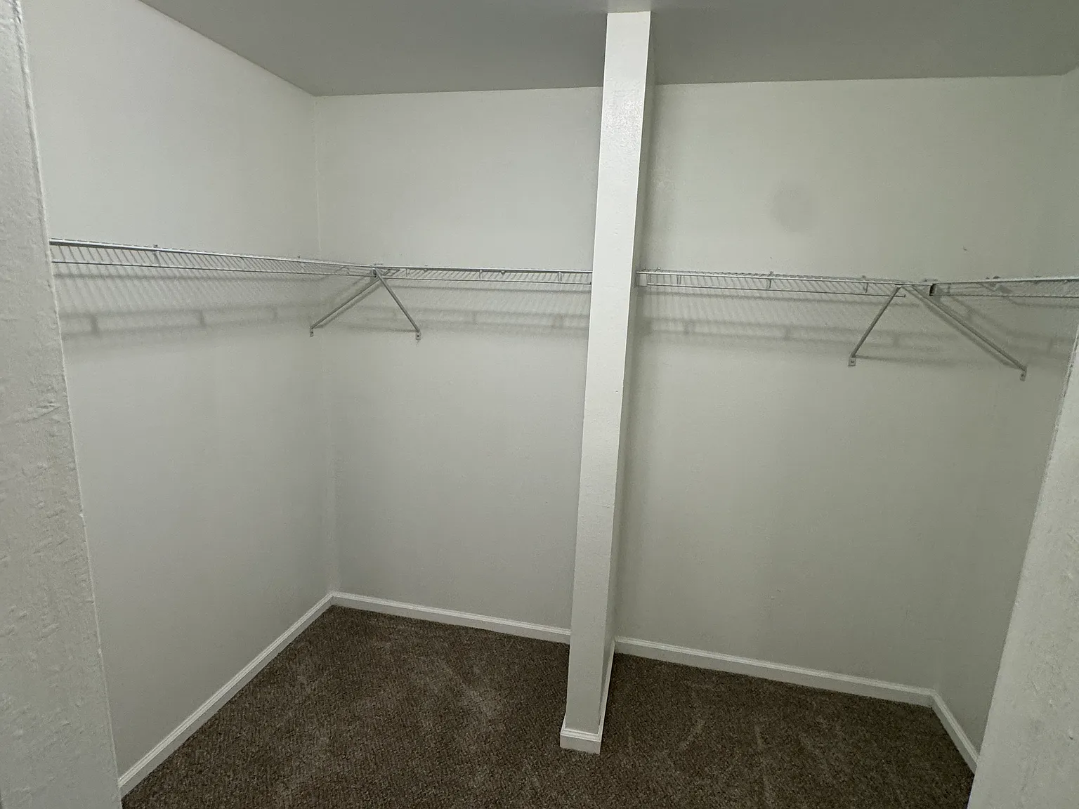 3 bed, 2.5 bath, 1720 sqft, $2,250 — Photo 3