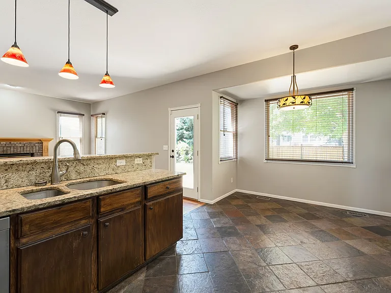 2313 Timber Creek Dr — Photo 11