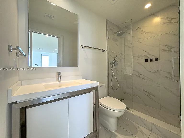 2000 Metropica Way #2009 — Photo 29