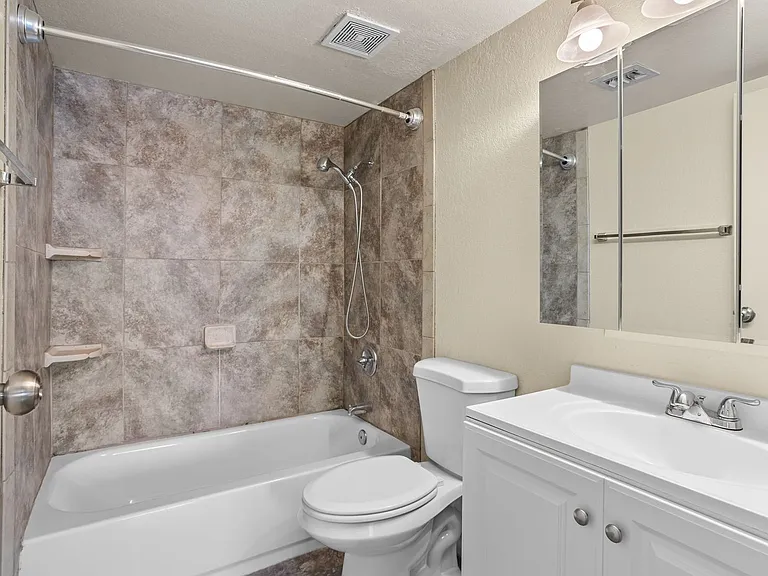 3150 E Bellevue St — Photo 10