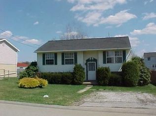 2313 Cowling Rd, Scottdale, PA 15683