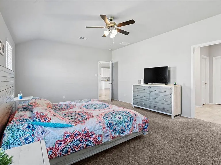 4115 Magliana Ln — Photo 28