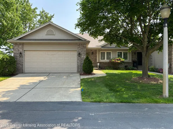 411 White Pine Blvd #34, Lansing, MI 48917