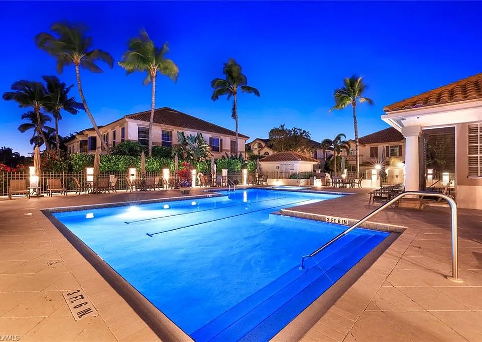 269 Colonade Cir #2802