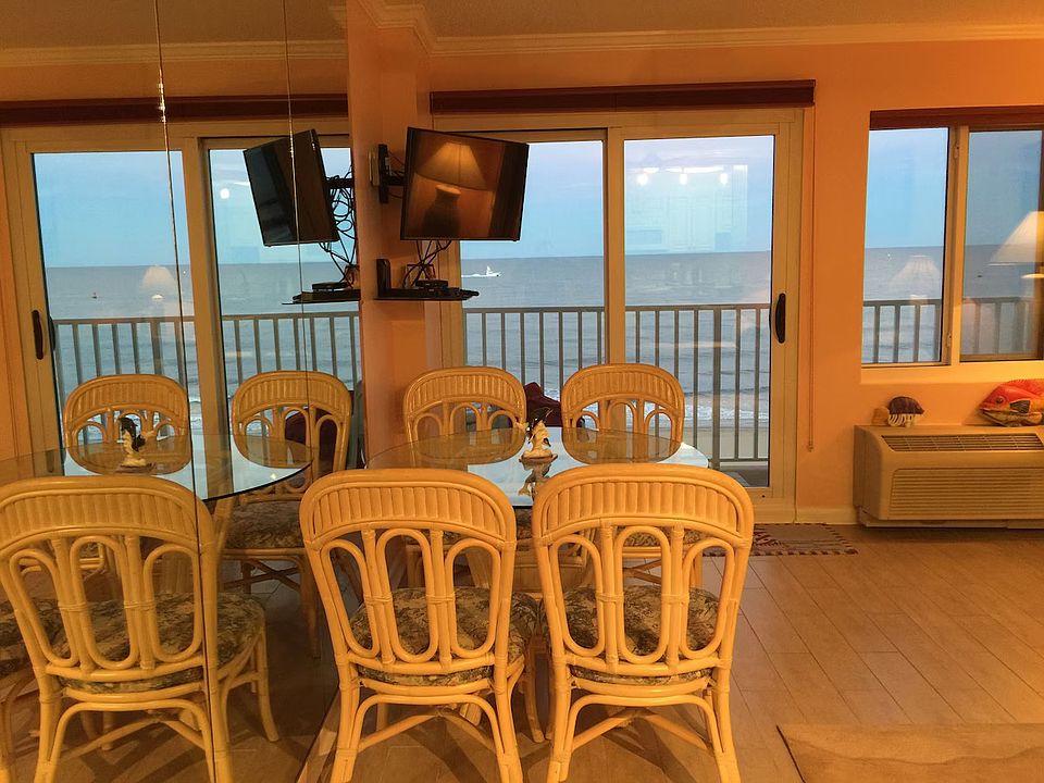 1st image of 303 Atlantic Ave APT 1404