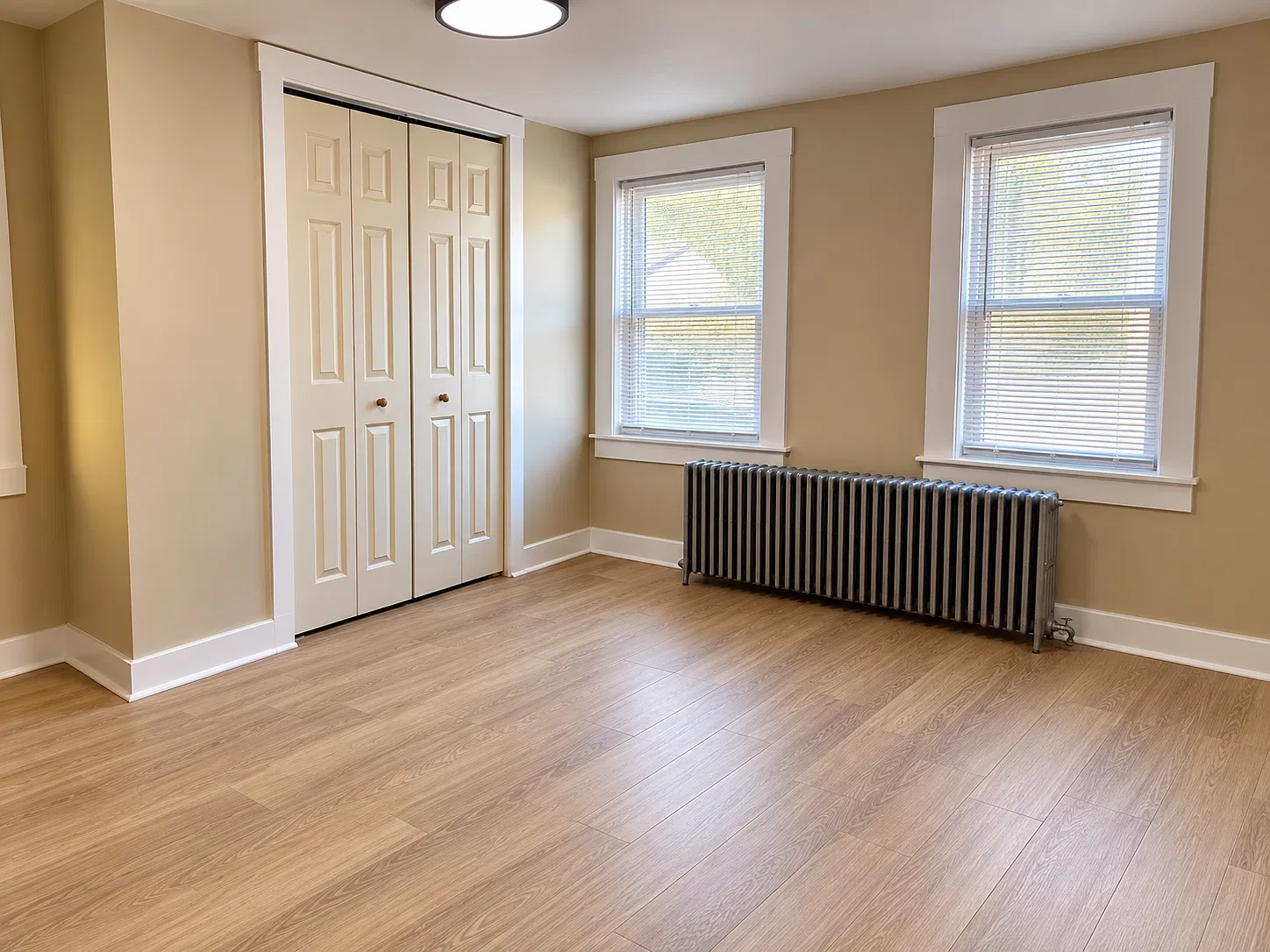 2 bed, 1.5 bath, 1100 sqft, $2,300 — Photo 4