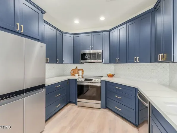 8800 N 107TH Avenue N #66, Peoria, AZ 85345