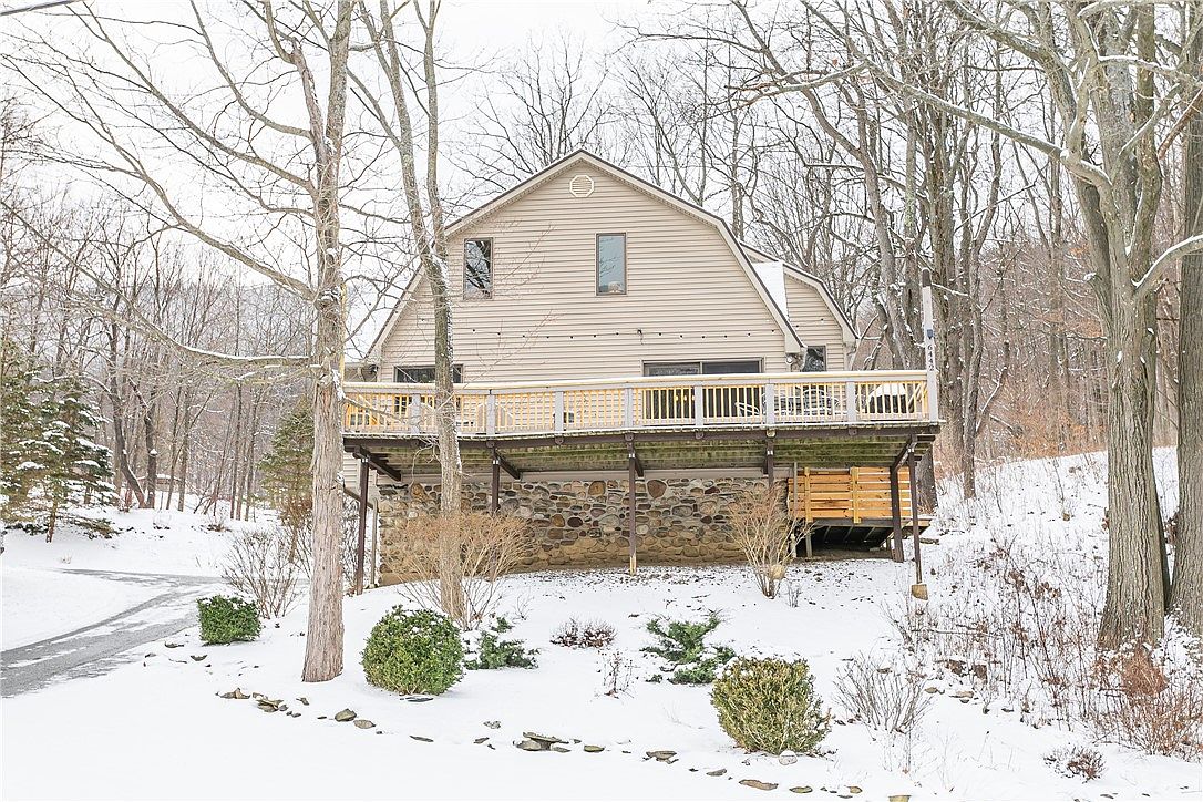 6442 W Hollow Rd, Naples, NY 14512 Zillow