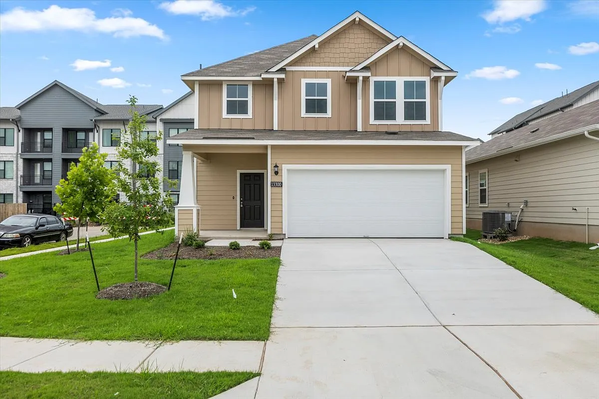 5 bed, 3.5 bath, 2595 sqft, $2,950 — Photo 1