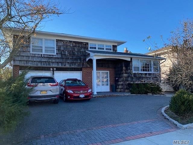 2nd image of 37 Regent Dr