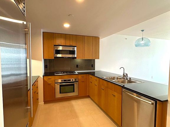 5th image of 355 1st St #1201S