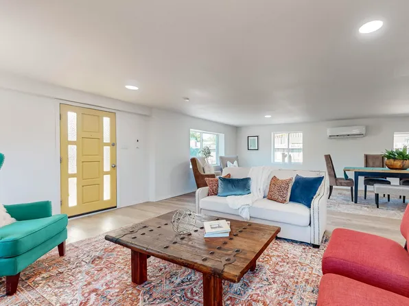 308 Saavedra Rd SW, Albuquerque, NM 87105