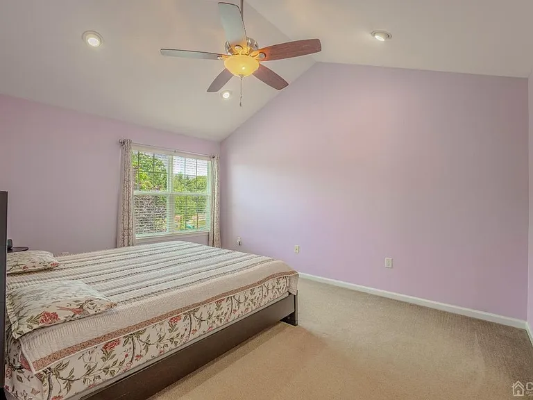 2474 N Canterbury Ln — Photo 29