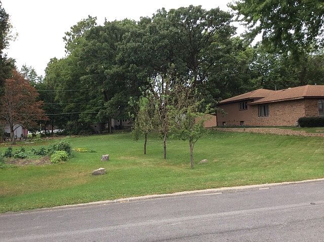 2nd image of 76 Cronin Ave