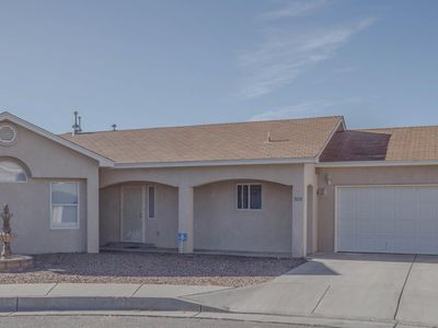 5005 Starfire Pl NW, Albuquerque, NM, 87120