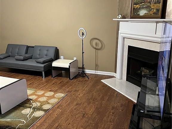 4th image of 4134 Magnolia Glen Walk