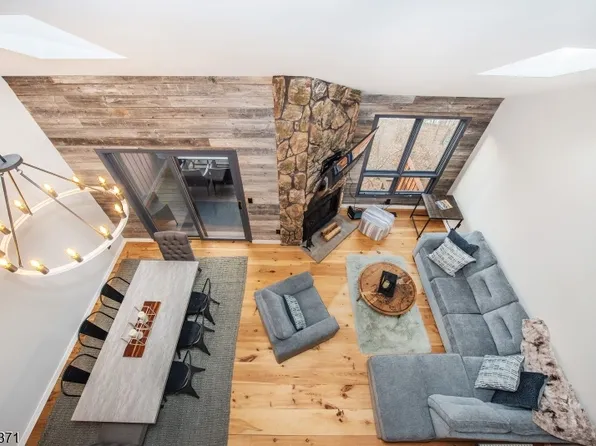 5 Wimbledon Dr BLDG 5 #2, Vernon Twp., NJ 07462