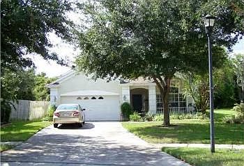 1st image of 2122 Brandon Park Cir