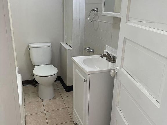 4th image of 6 Lawton St #1R