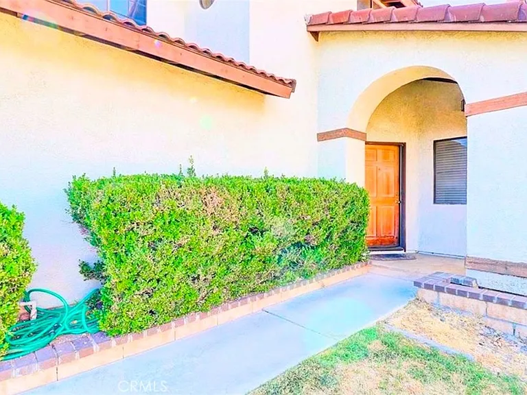 5482 Union Ct — Photo 2