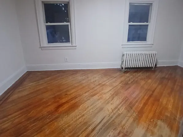 865 East 15th Street image 7 of 16