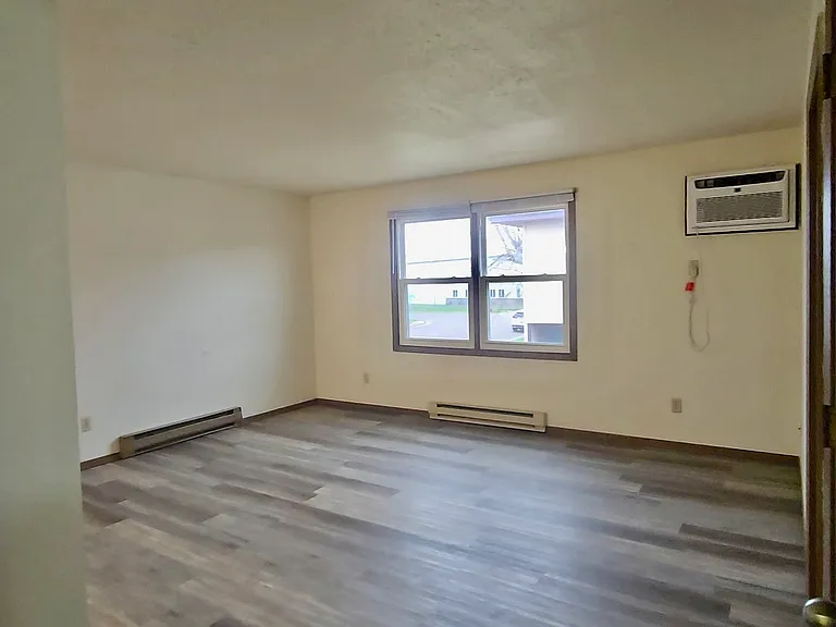 1211 Meridian Heights Dr #7 — Photo 3