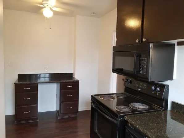 324 E 3rd St APT 3, Royal Oak, MI 48067