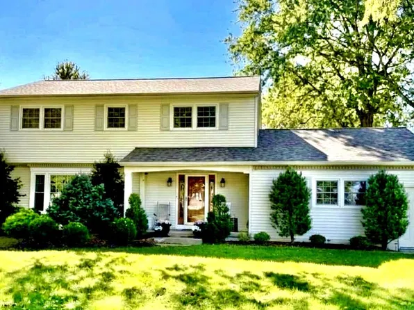 867 Olsen Dr, Yardley, PA 19067