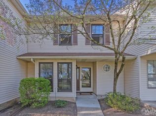 1702 Timber Oaks Rd, Edison, NJ 08820