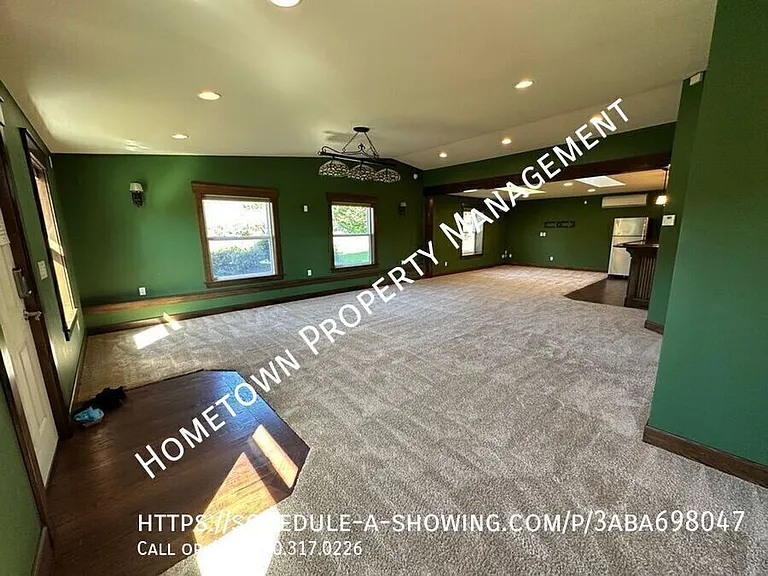 4047 Legacy Dr NE #GUEST HOUSE — Photo 7
