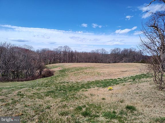 3rd image of 15226 Croom Rd