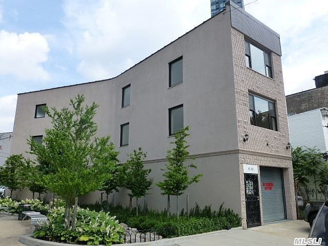 1st image of 4280 Hunter St