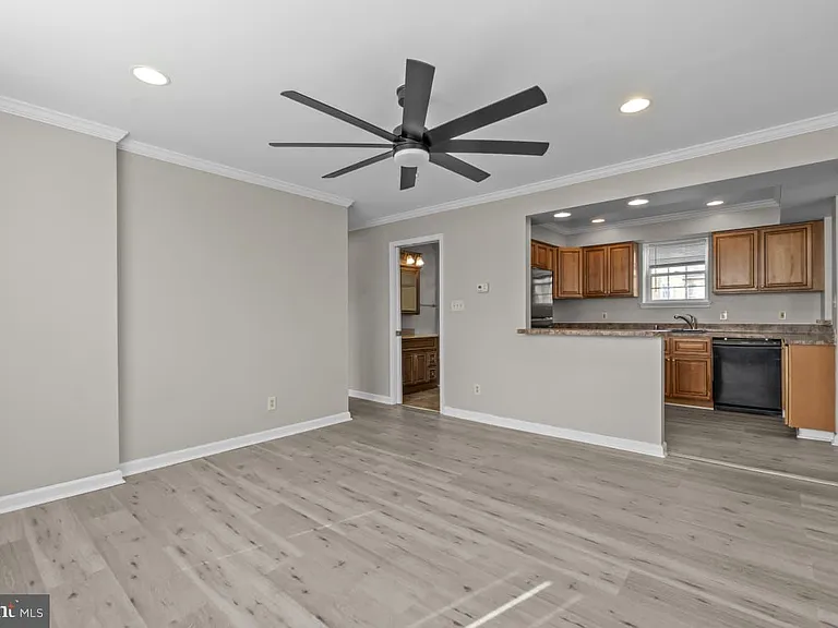 2528 Wendover Rd #B — Photo 11
