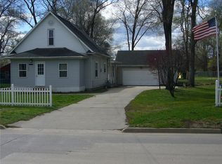 3207 Scott Ave, Des Moines, IA 50317