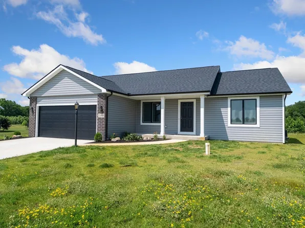 54879 Moonfish Ct, Middlebury, IN 46540