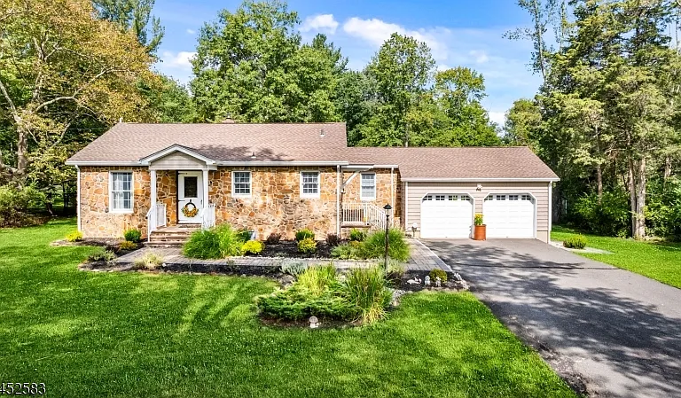 1019 Brown Rd — Photo 1