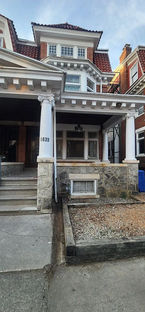 1639 West Turner Street — Photo 1