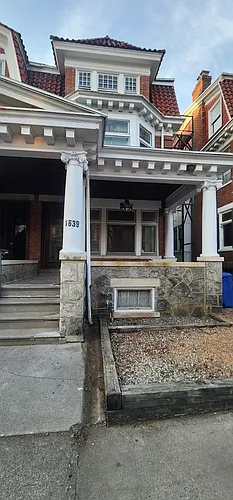 1639 W Turner St Photo 1