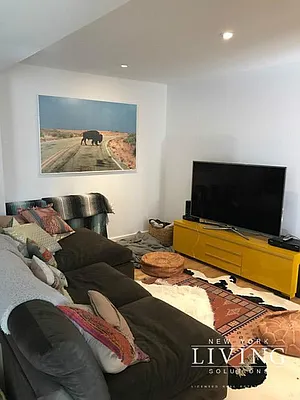 Rented by NY Living Solutions | media 17