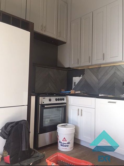 1st image of 621 Metropolitan Ave #200