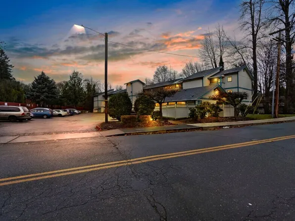 303 S 7th St, Shelton, WA 98584