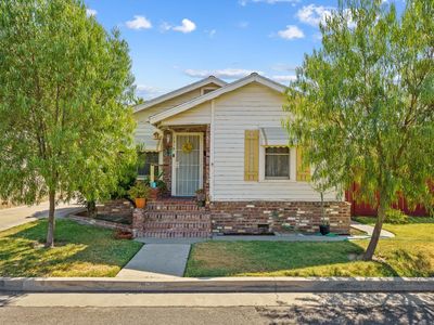 1313 N East St, Hanford, CA, 93230