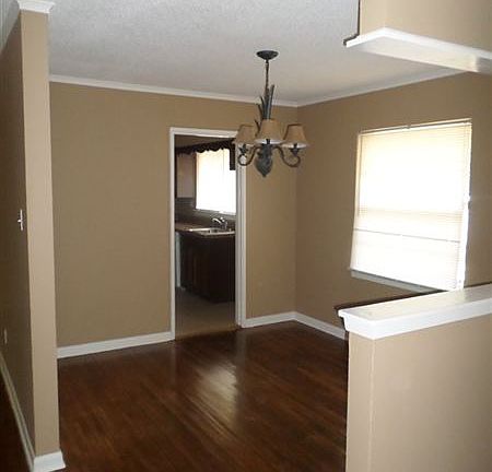 5378 Loch Lomond Dining