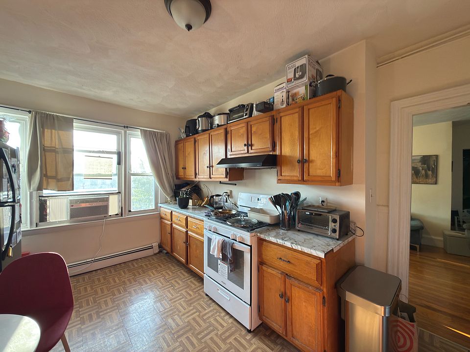 1st image of 504 Cambridge St #2