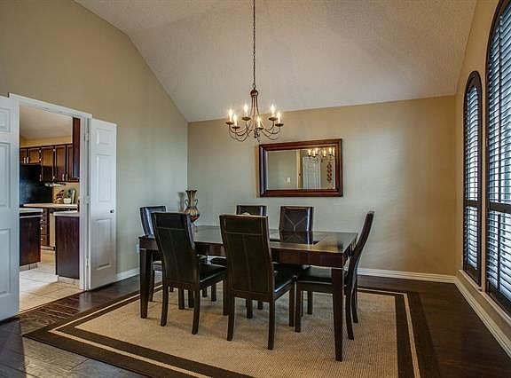 5th image of 2219 Mallard Ct