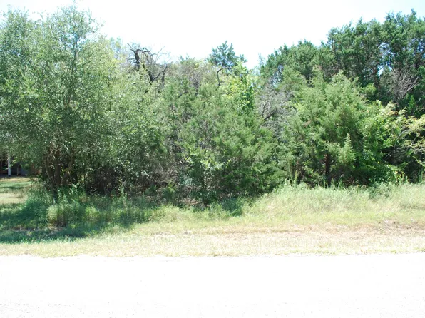 44155 Whisperwood Dr, Whitney, TX 76692