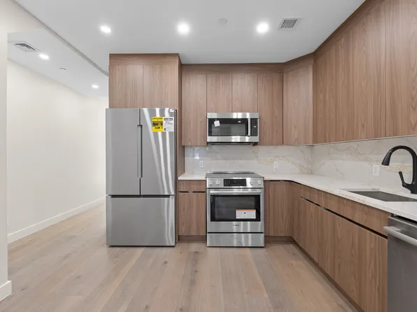 310 Fenimore Street image 21 of 50