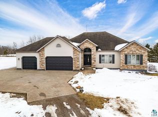 2542 Ziehl Rd, Carlton, MN 55718